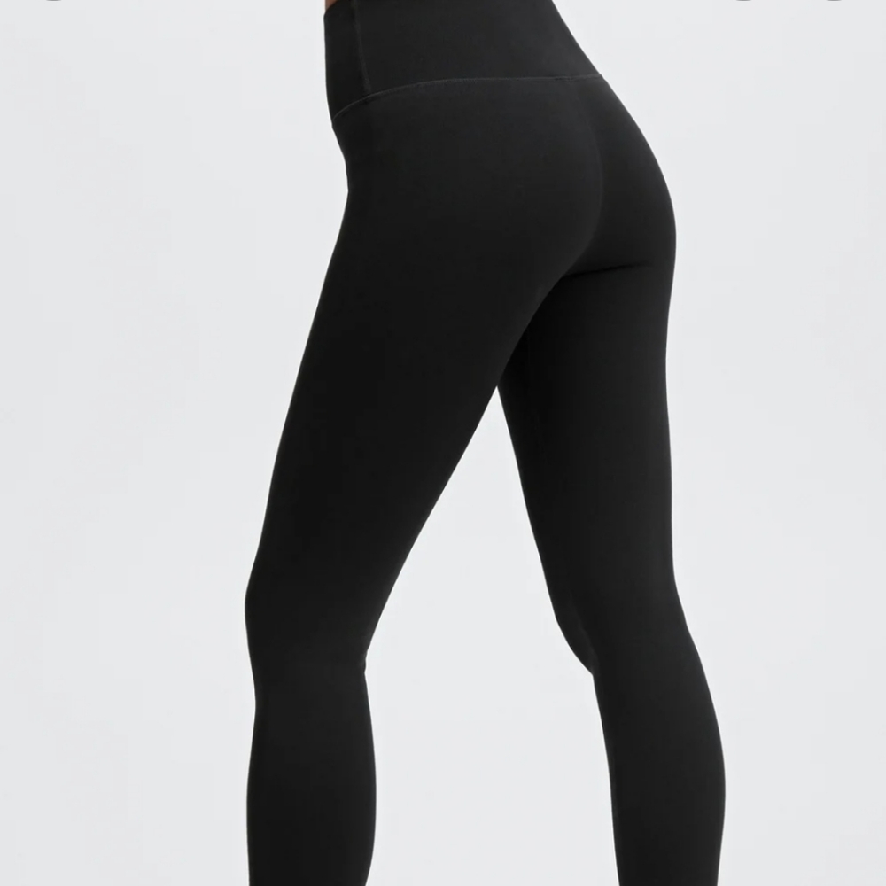 Fabletics High-Waisted Sculptknit Classic Legging NWT